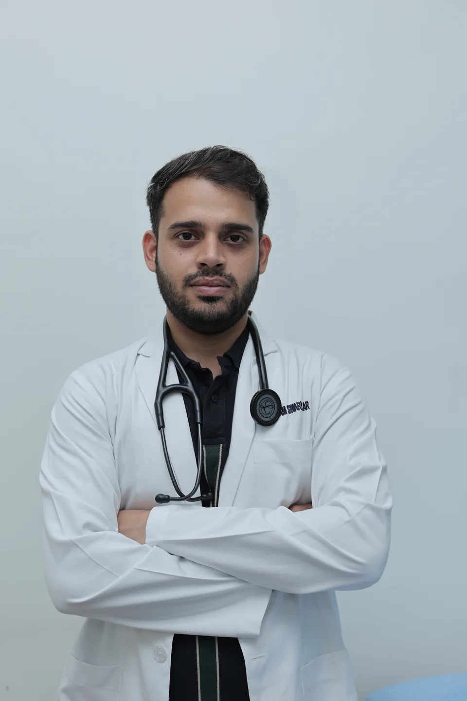 Dr. Shivam Swarnkar, MD Medicine physician in Gwalior